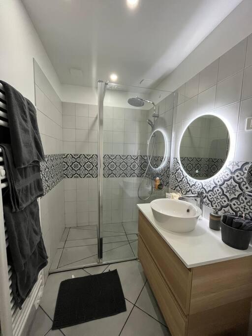 Superbe Appartement Moderne En Rez-De-Chaussee Ozoir-la-Ferriere Exterior photo