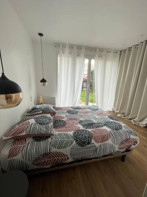 Superbe Appartement Moderne En Rez-De-Chaussee Ozoir-la-Ferriere Exterior photo
