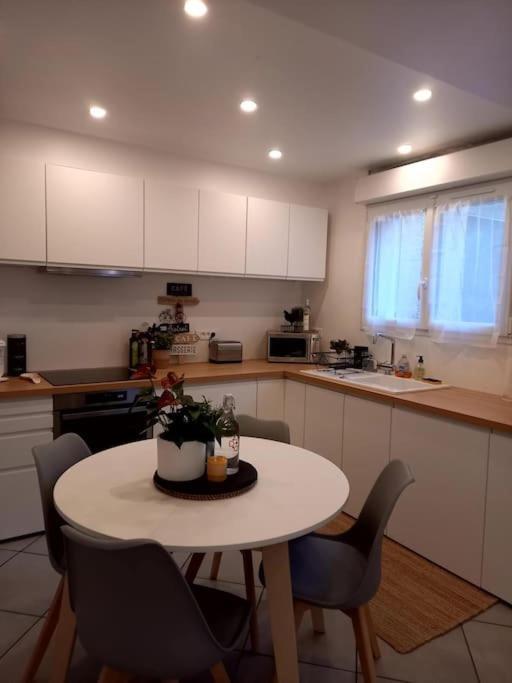 Superbe Appartement Moderne En Rez-De-Chaussee Ozoir-la-Ferriere Exterior photo